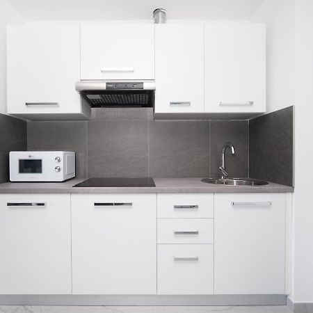 Villa Apartments Lela ラバック エクステリア 写真