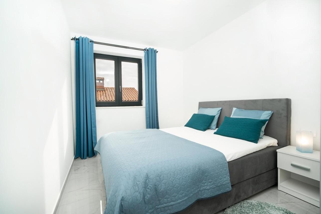 Villa Apartments Lela ラバック エクステリア 写真