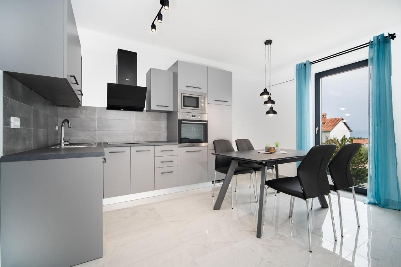 Villa Apartments Lela ラバック エクステリア 写真